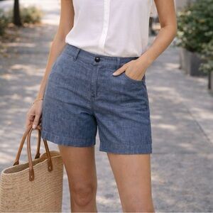 LOFT Women’s Size 6 Chambray Shorts NWT Original Straight Through Hip & Thigh
